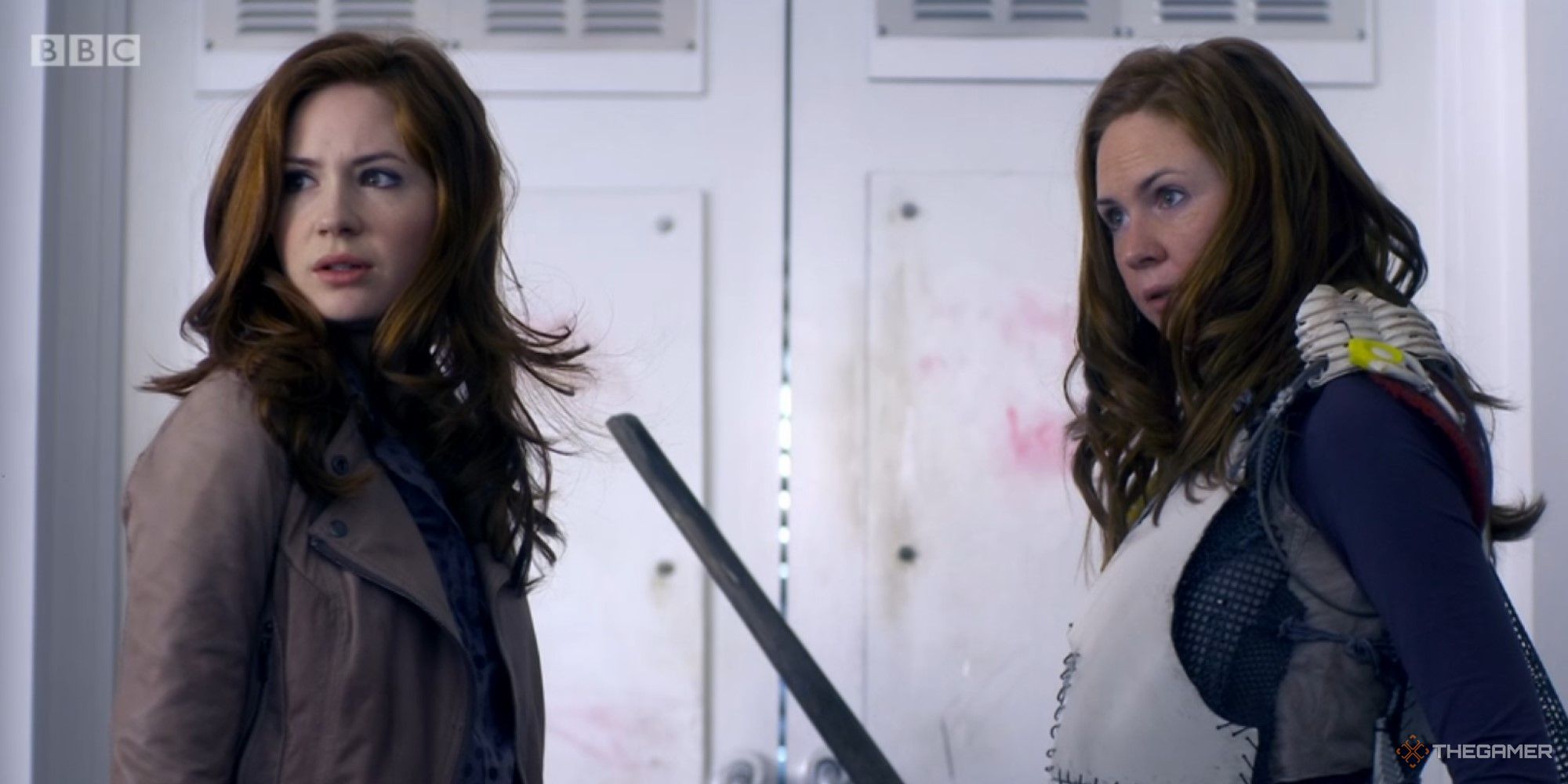 An image of the two versions of Amy from the Doctor Who episode The Girl Who Waited