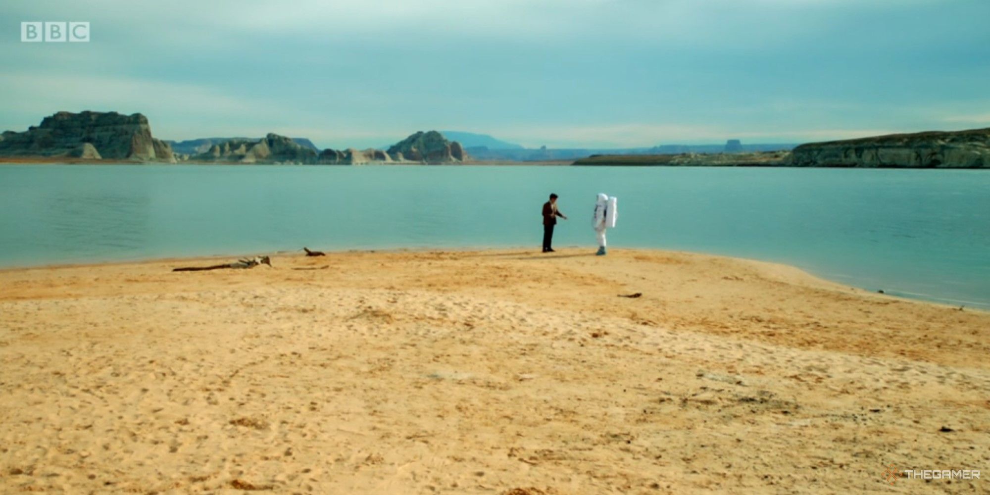 An image of the Doctor and River Song at Lake Silencio from Doctor Who episode The Impossible Astronaut