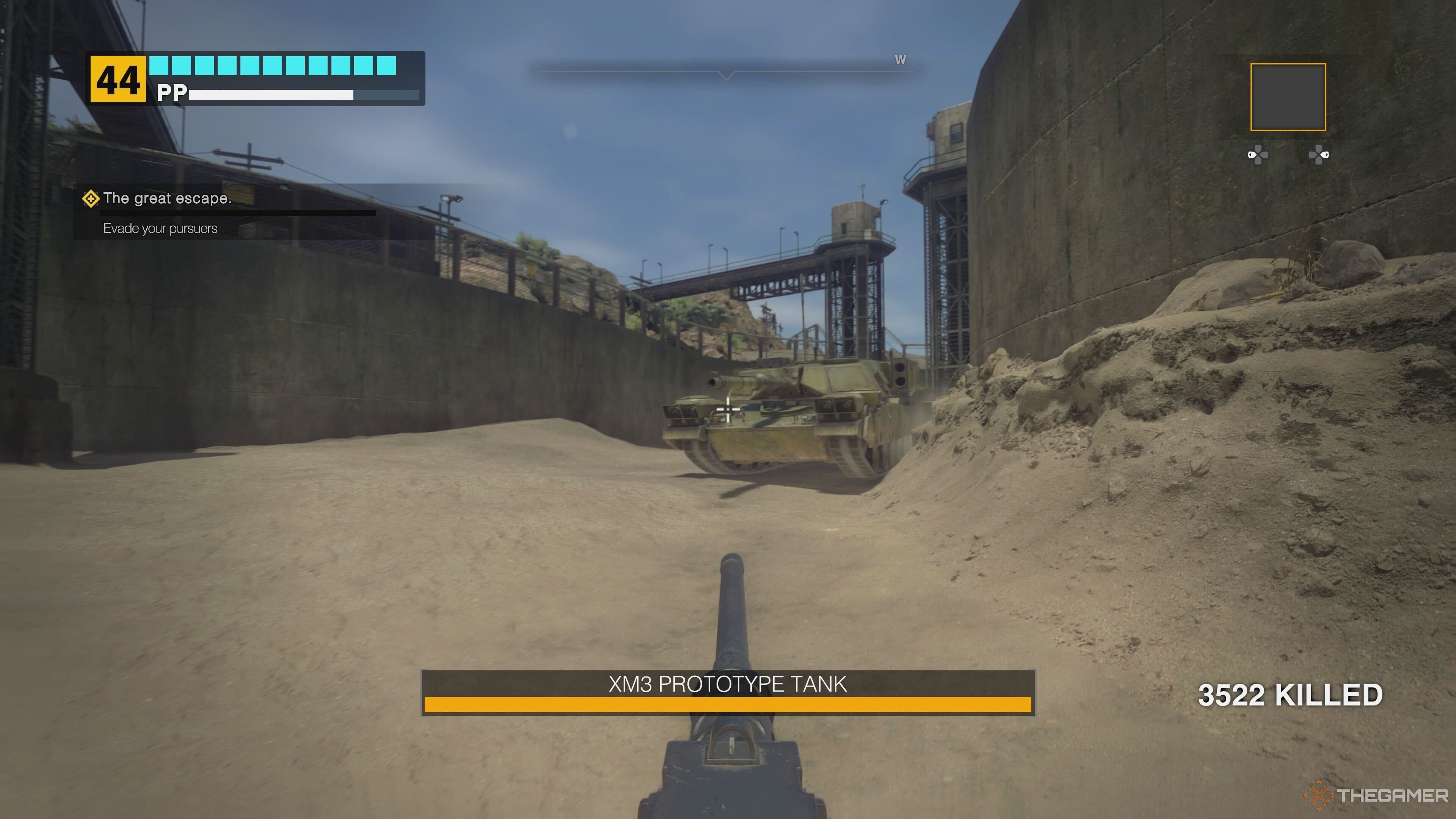 Frank fighting a tank in Dead Rising Deluxe Remaster.