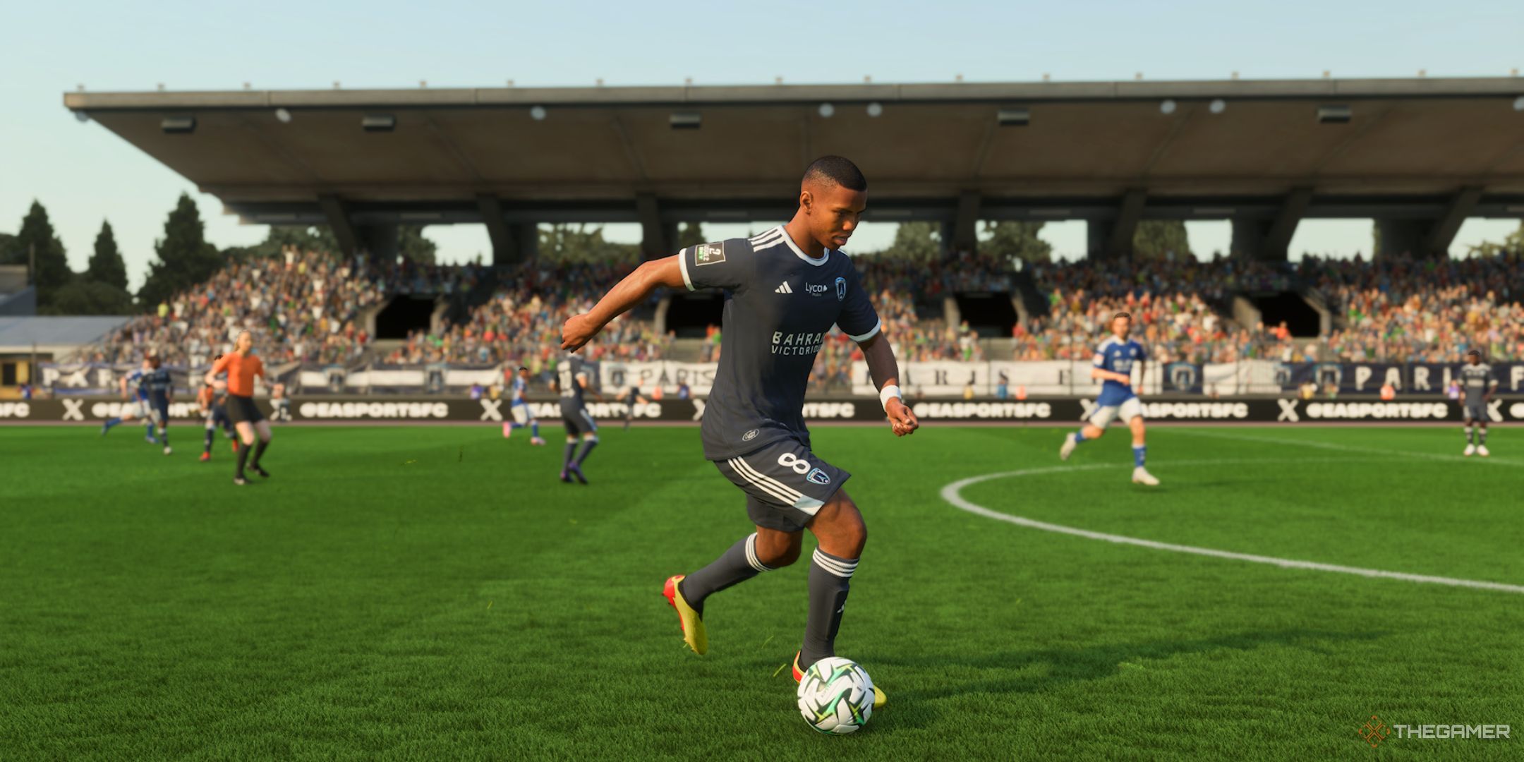 EA Sports FC 25 Paris FC player called Doucet dribbling with the ball.