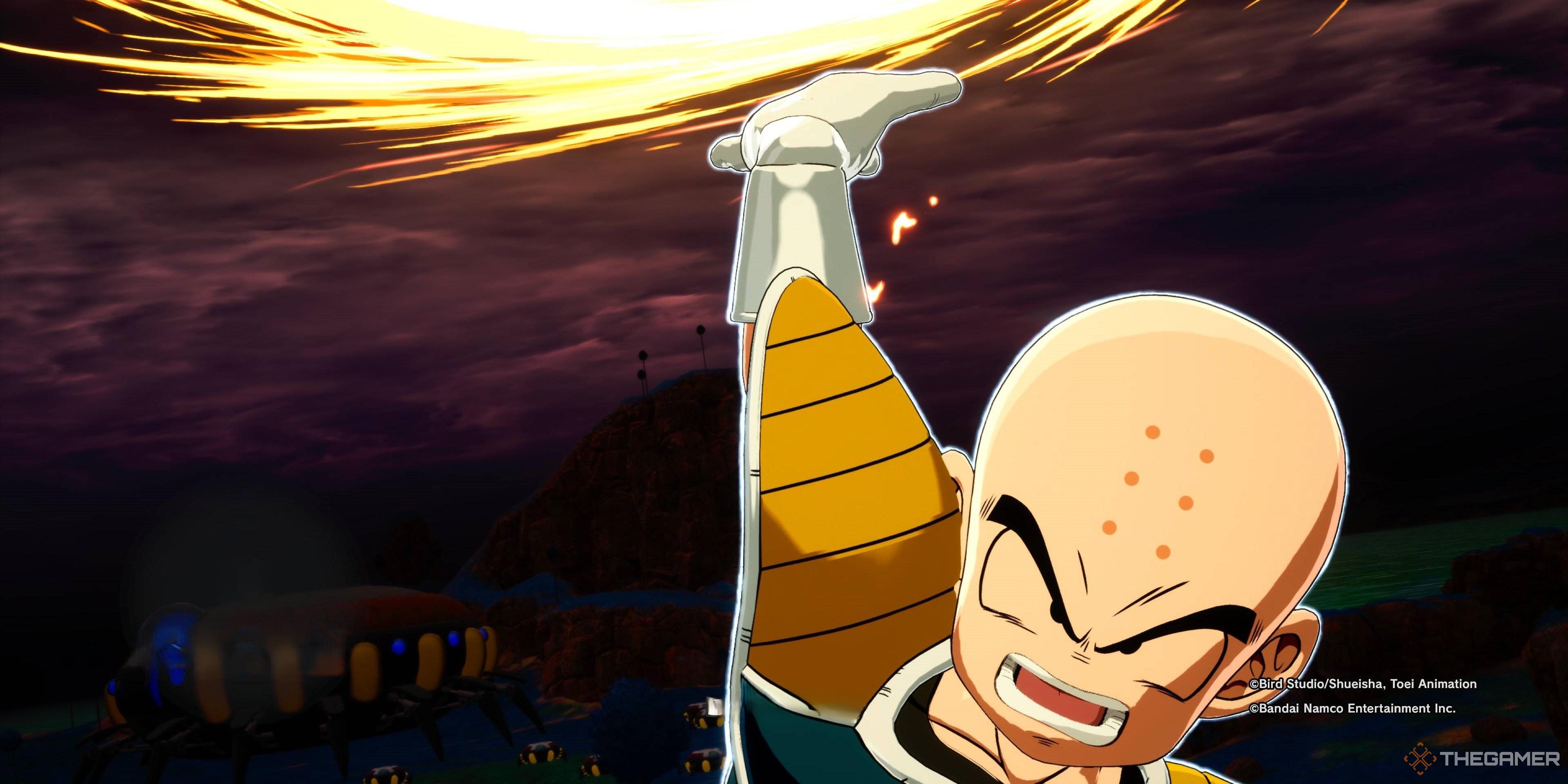 Krillin preparing his Destructo Disc barrage in Dragon Ball: Sparking Zero.