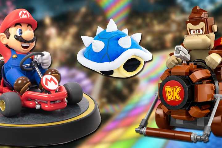 Mario Kart PVG Statue, Donkey Kong LEGO Figure and Super Spiny Shell plush in front of the blurred rainbow road background.