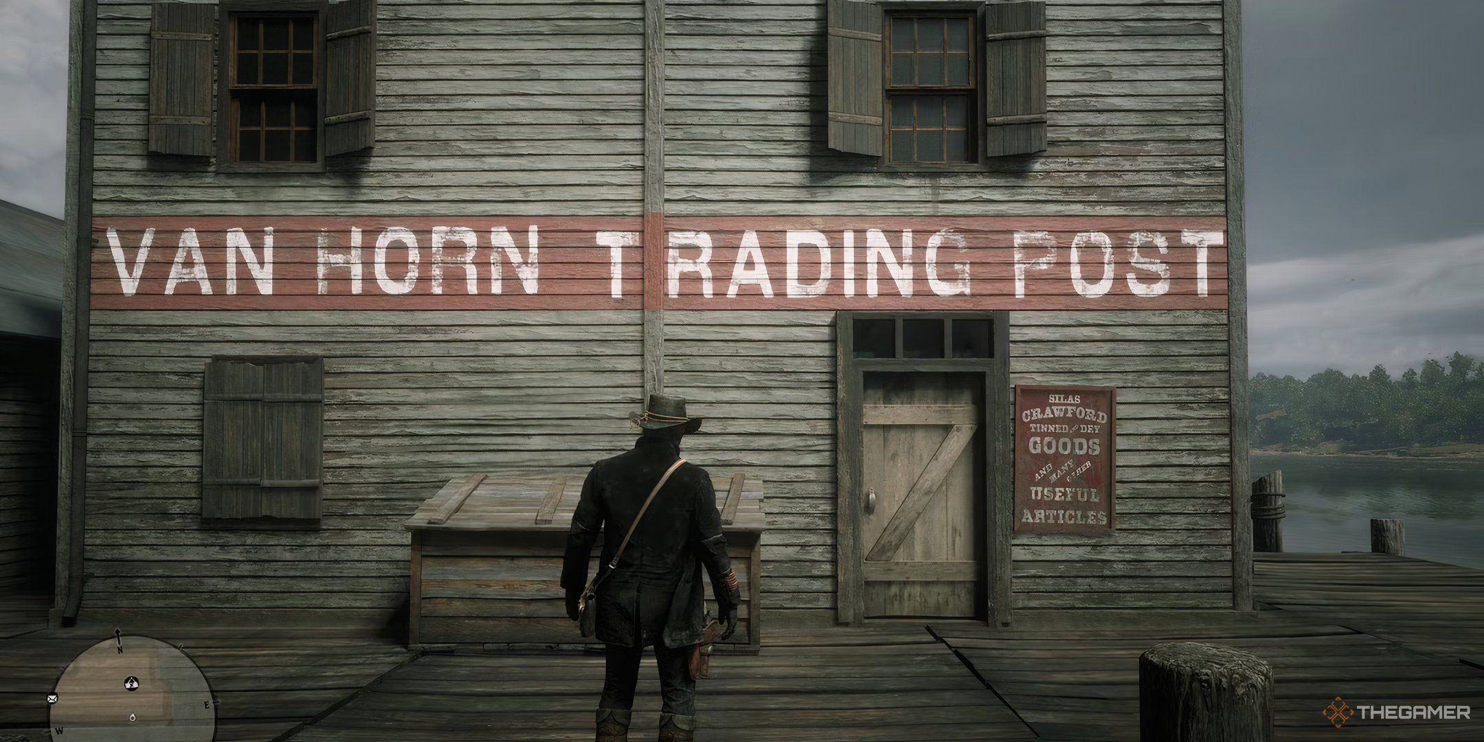 Arthur approaches the Van Horn Trading Post in RDR2.