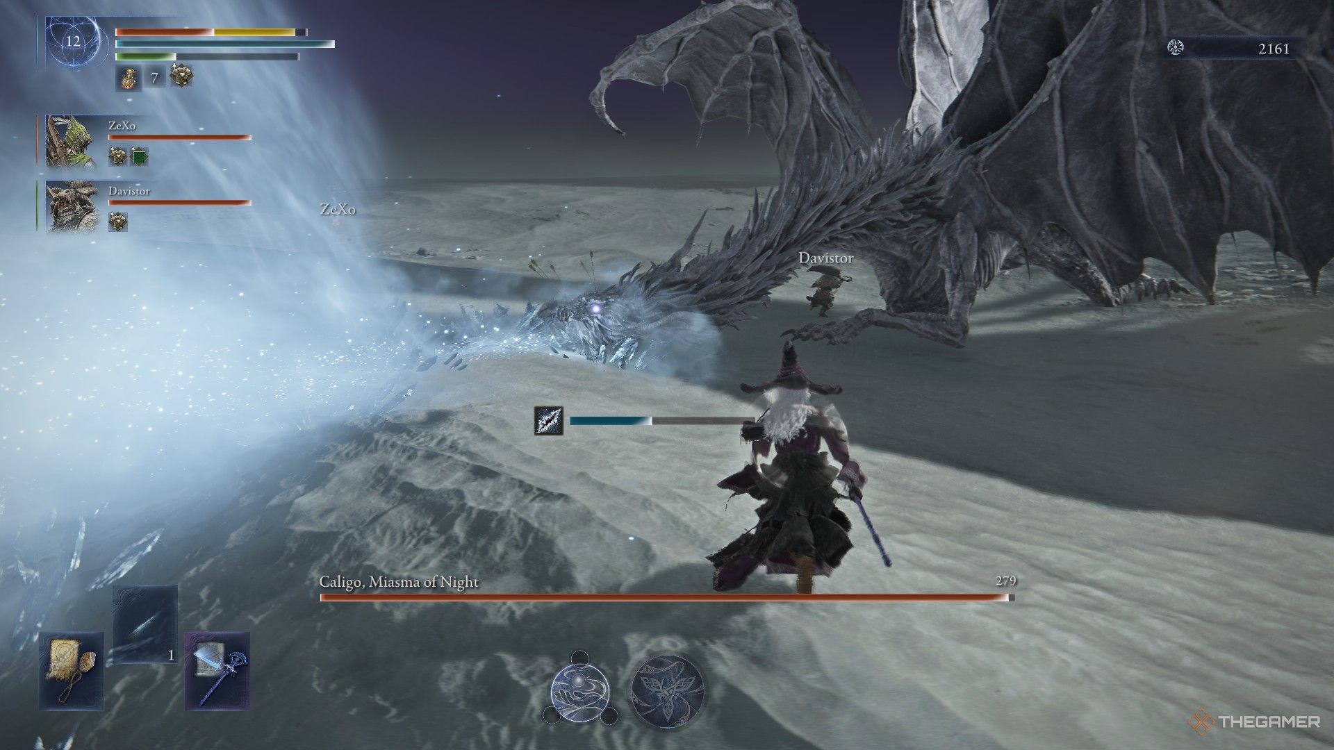 Caligo shoots a cone of cold frost forward as Recluse dodges in Elden Ring Nightreign.