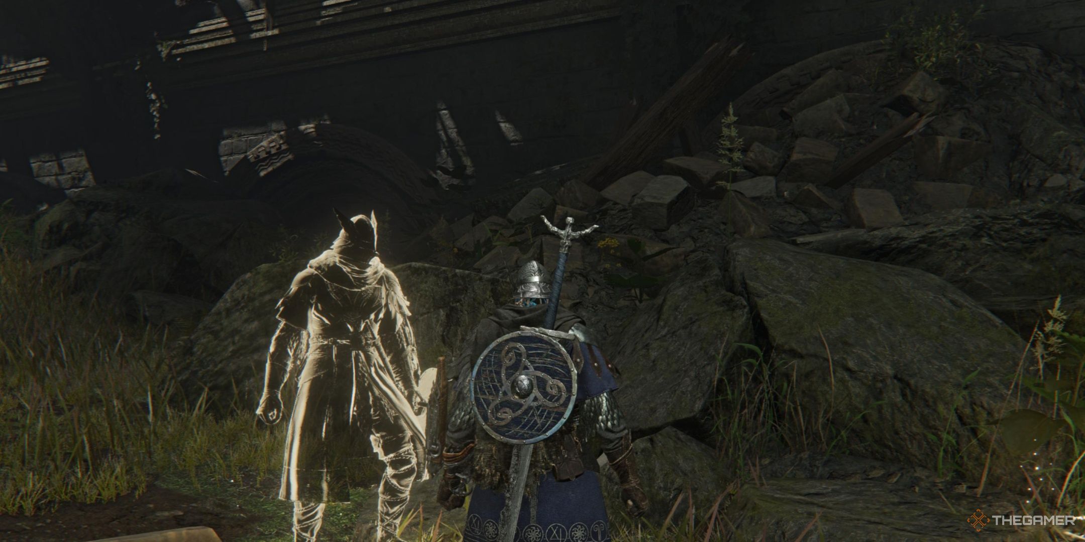 Wylder standing by a white phantom of wylder in elden ring nightreign.