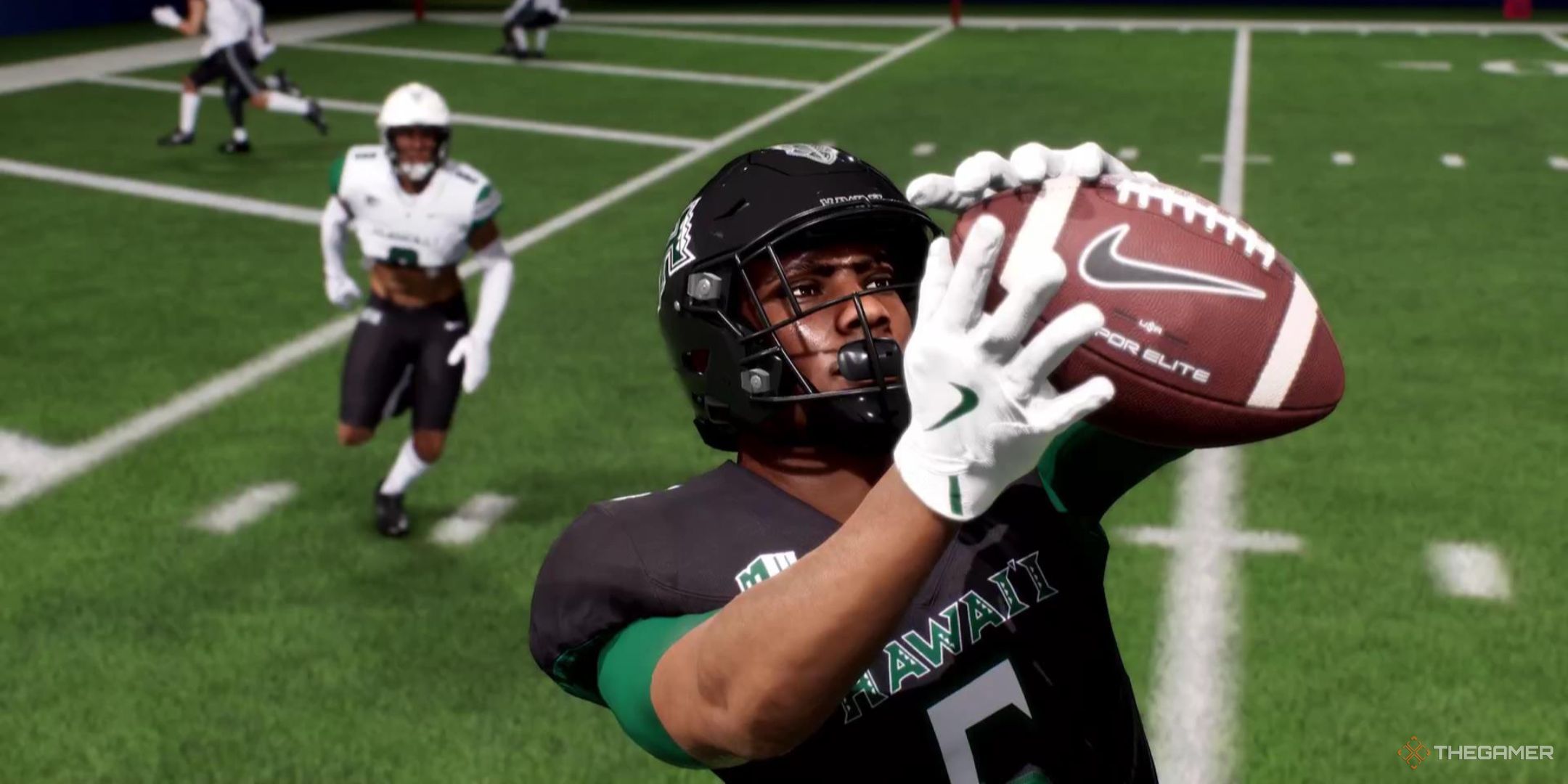 A tight end catches a pass in College Football 26.