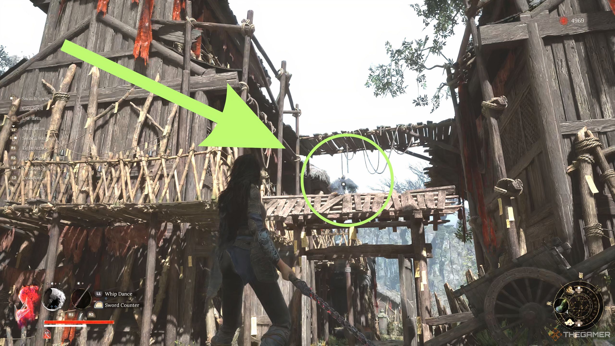 An image of an Aurum Bird in Wuchang: Fallen Feathers indicated by a green circle and arrow.