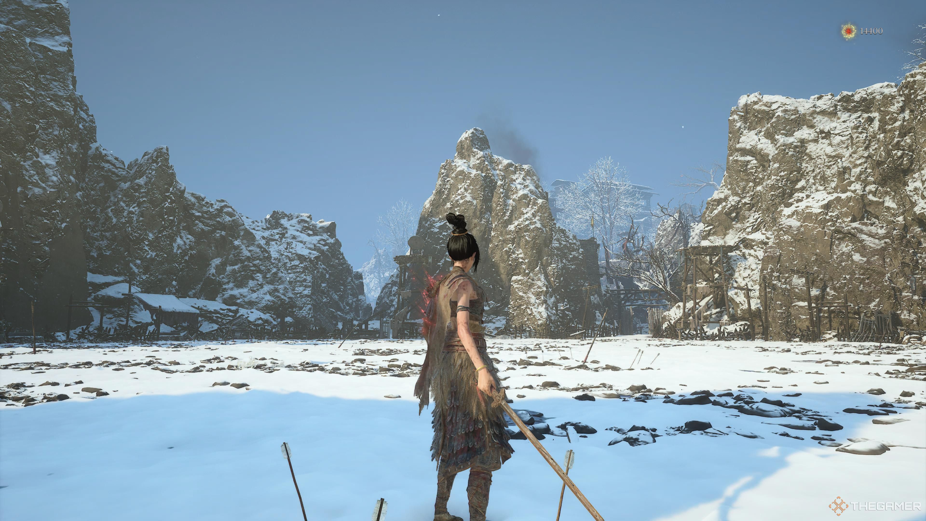 Wuchang standing in a snowy battlefield in Wuchang: Fallen Feathers.