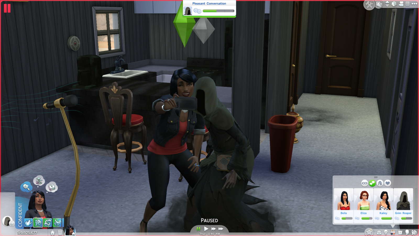 The Sims 4 Grim Reaper Taking a Selfie