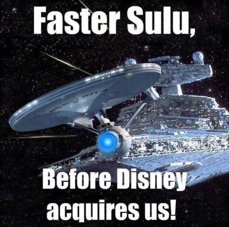25 Hilarious Star Wars Vs Star Trek Memes Only True Fans Will Understand