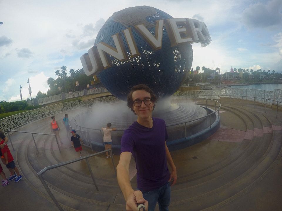 30 Rules Universal Studios Employees Need To Follow
