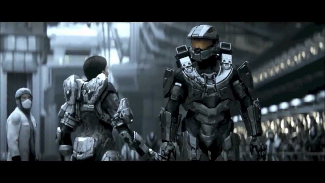 Master Chief passing Spartan Palmer in Halo 4