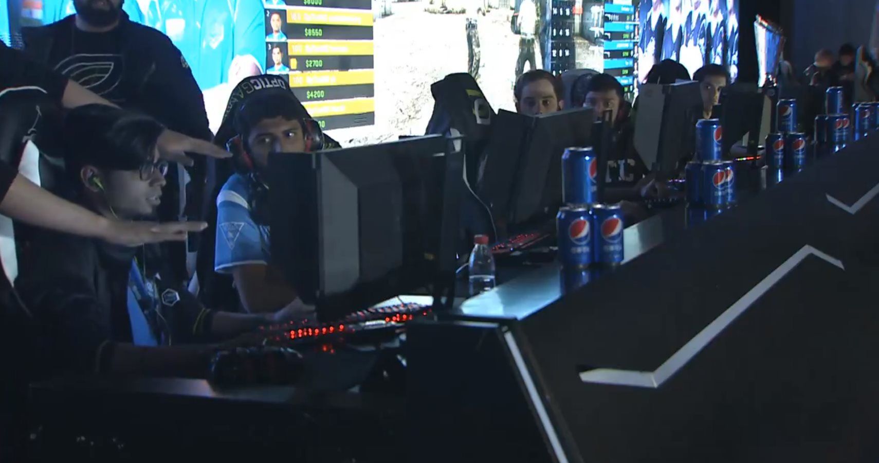 Counter-Strike Pro Gets Caught Cheating During Tournament