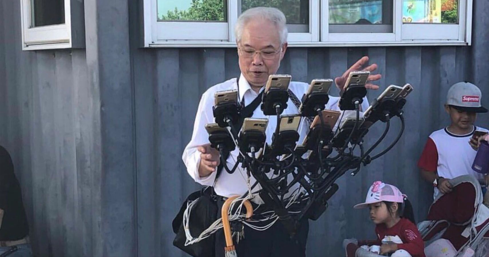 The Elderly Pokémon GO SuperPro Who Rigged 12 Smartphones To His Bicycle Has Evolved; Now Straps Them All To His Body