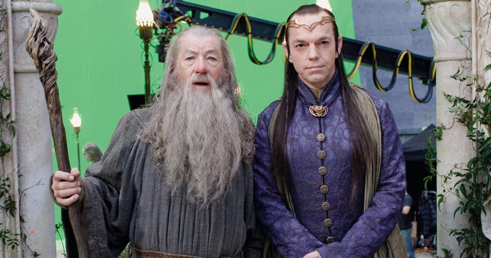 30 Behind-The-Scenes Photos That Show The Lord Of The Rings Is