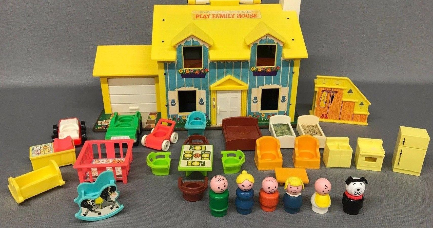 25 Photos of the Most Iconic Childhood Toys From the 80s