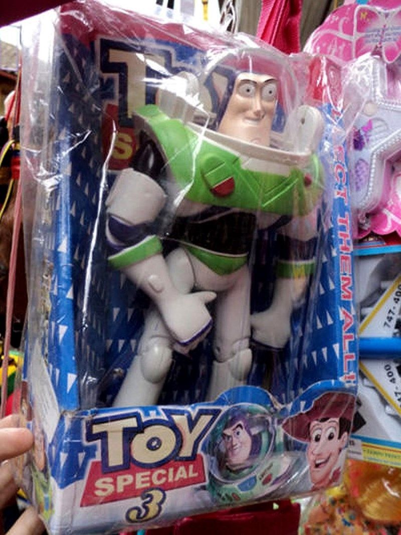 30 Hilarious Knock-Off Disney Toys That We Can Never Forget