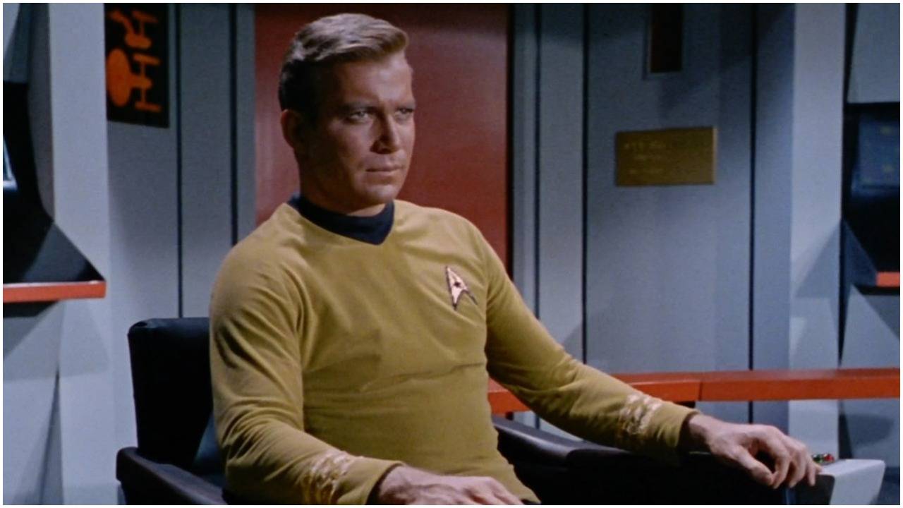 Star Trek 25 Things About Captain Kirk That Make No Sense