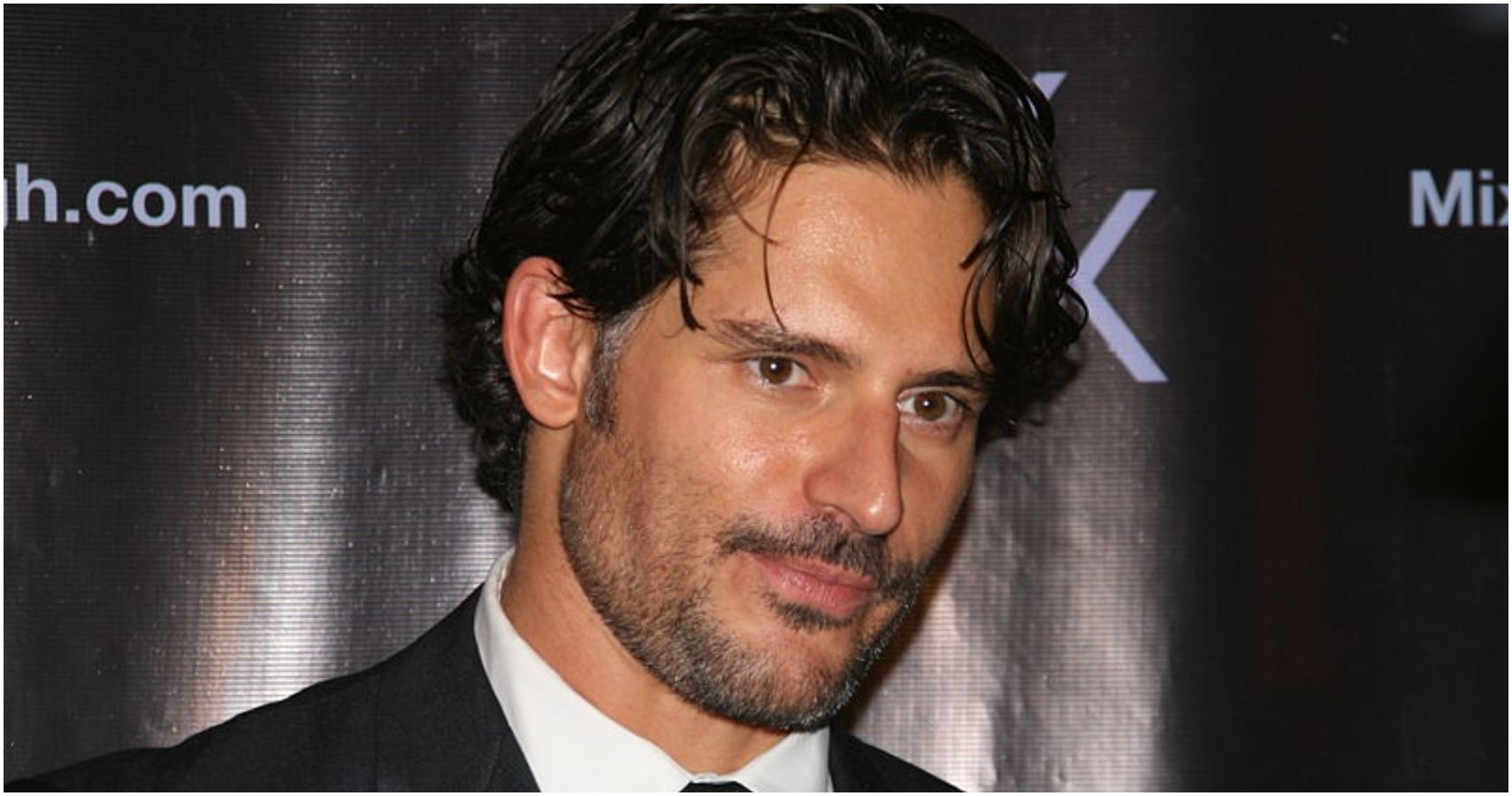 Actor Joe Manganiello Stopped By A Pittsburgh Hospital To Introduce Dungeons & Dragons To Sick Kids