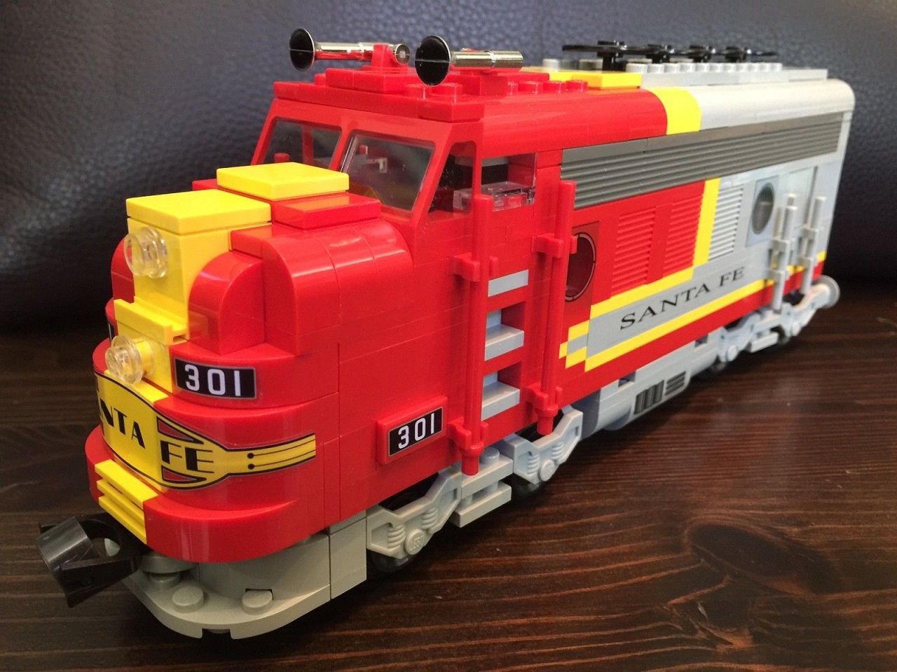 Lego santa fe super chief limited edition hot sale