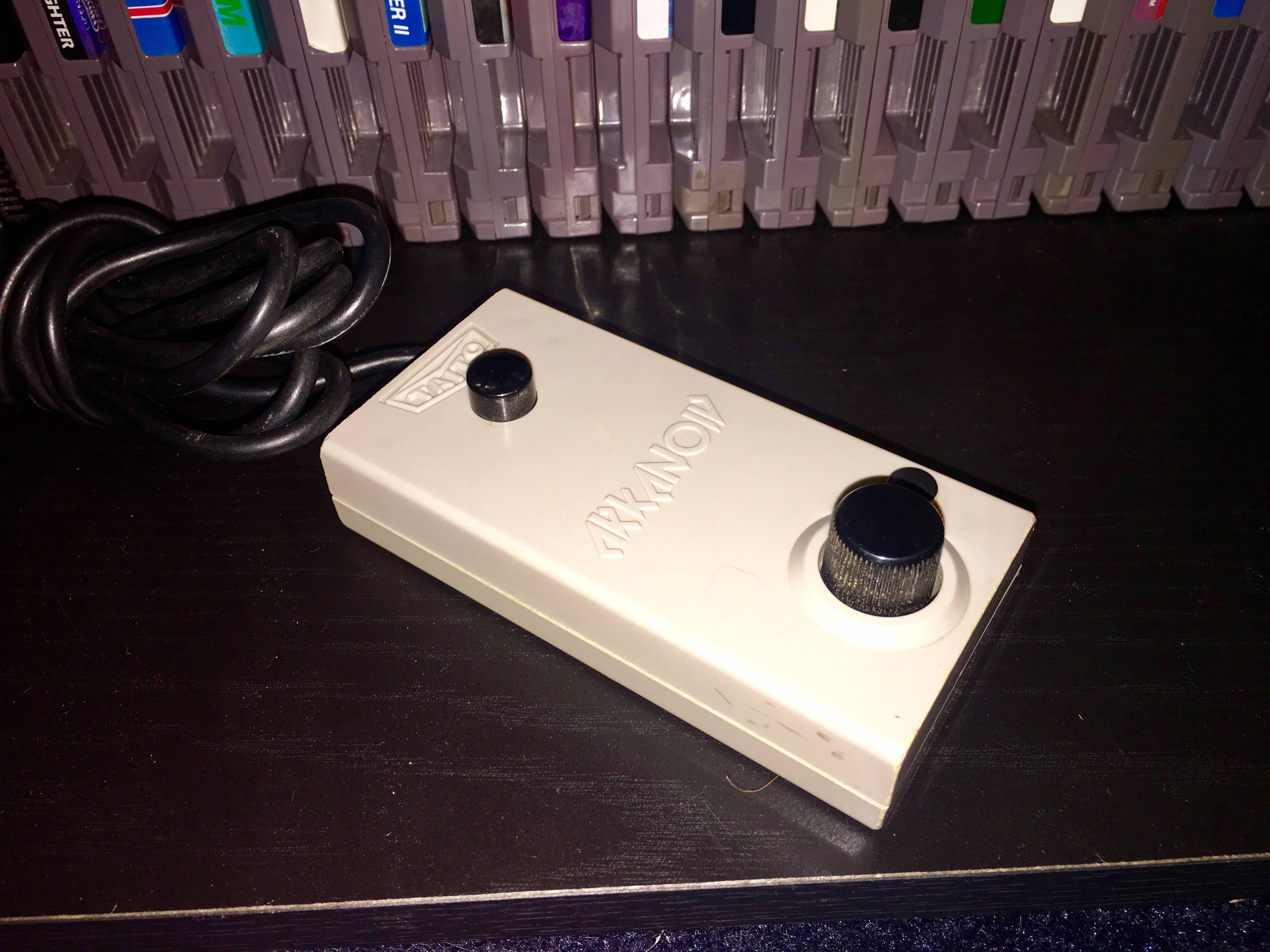 NES Arkanoid Controller