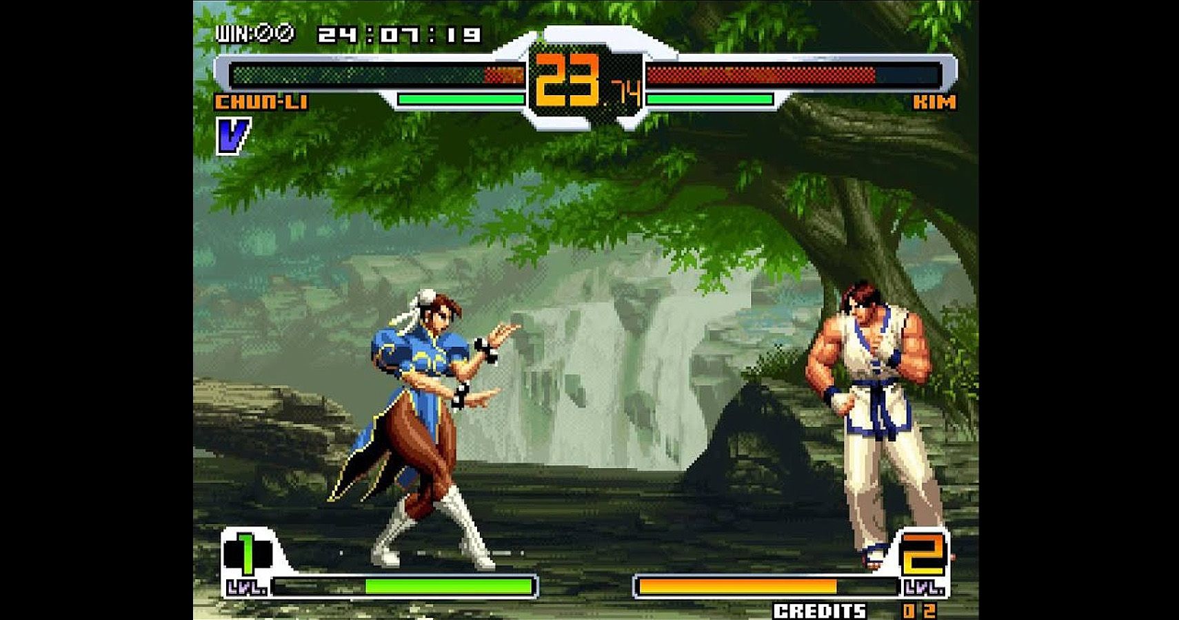 Chun-li approaches Kim near a waterfall in SNK vs Capcom: SVC Chaos.