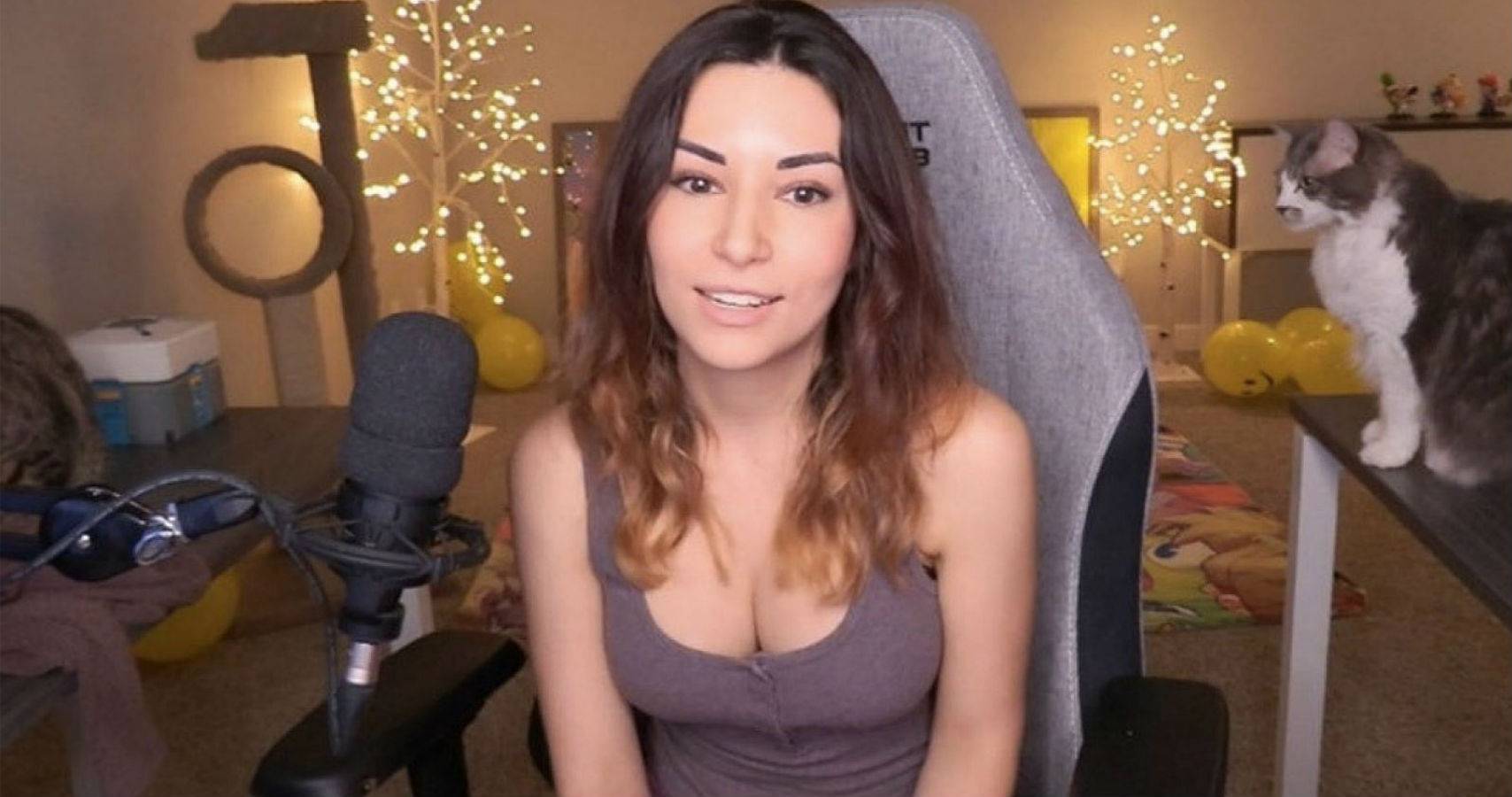 Snapchat alinity what is Is Snapchat