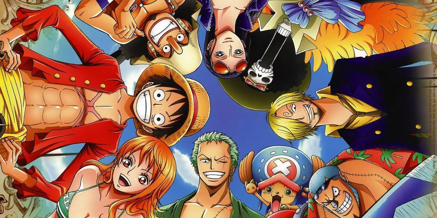 The straw hat down in a circle in a piece is watching the pirates.