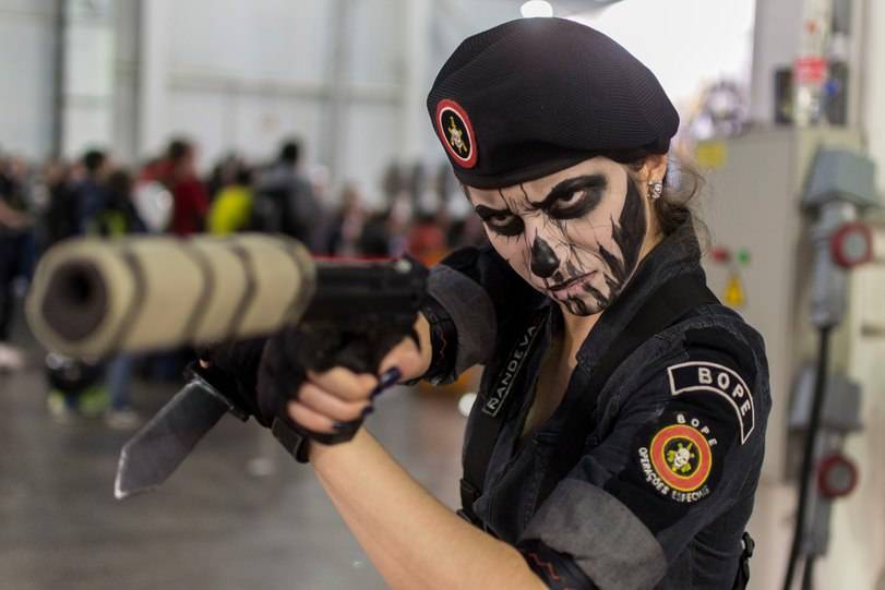 10 Rainbow Six Siege Cosplay That Look Just Like The Games