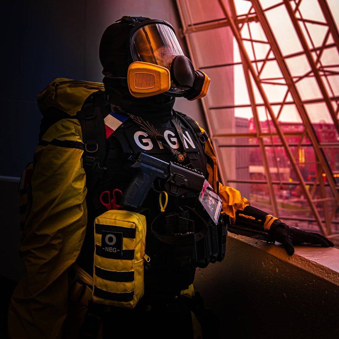 10 Rainbow Six Siege Cosplay That Look Just Like The Games