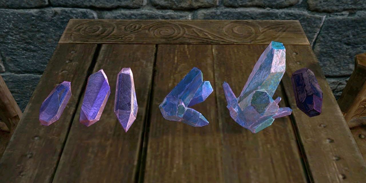 Soul gems of various size in Skyrim