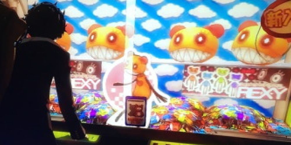 The Best Persona 5 Room Decorations (& Where To Get Them)