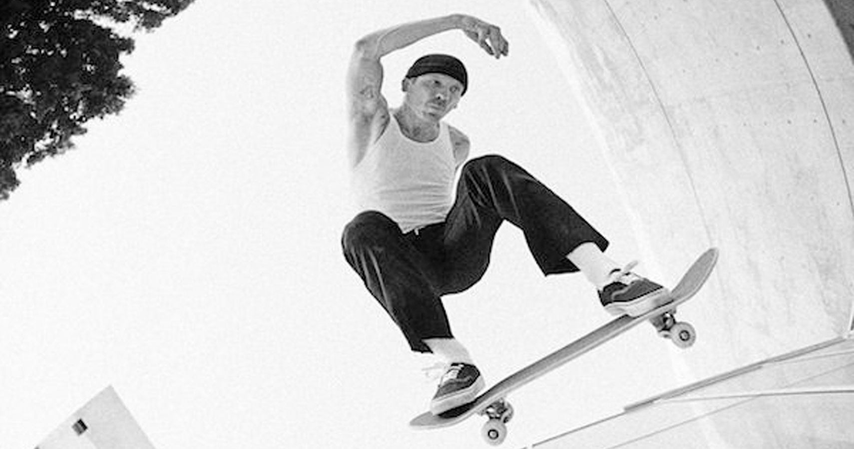 EA Wants to Make Skate 3 Mobile over Skate 4  Skateboarding pro Jason Dill  was reportedly called by EA to discuss a mobile version of Skate 3, and  soon learned EA