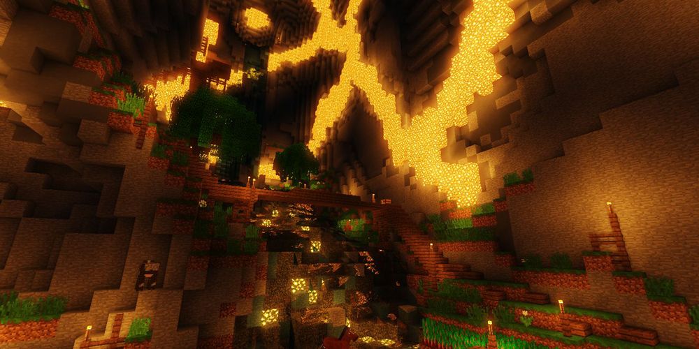 Minecraft Crystal Fear horror map cavern with lava