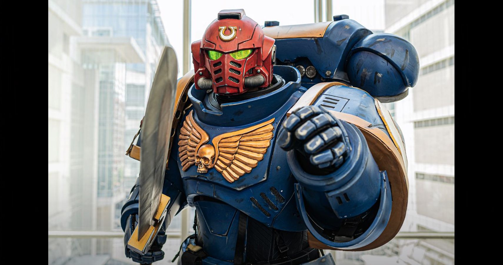 Space Suit Engineer Creates Incredible Warhammer Astartes Costume