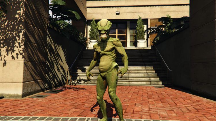 GTA Online: How To Unlock The Captain And Alien Outfits