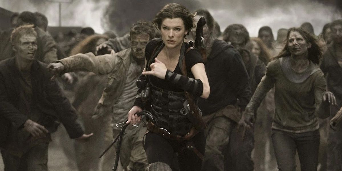 Resident Evil The Final Chapter Movie Milla Jovovich Alice Running From Zombies