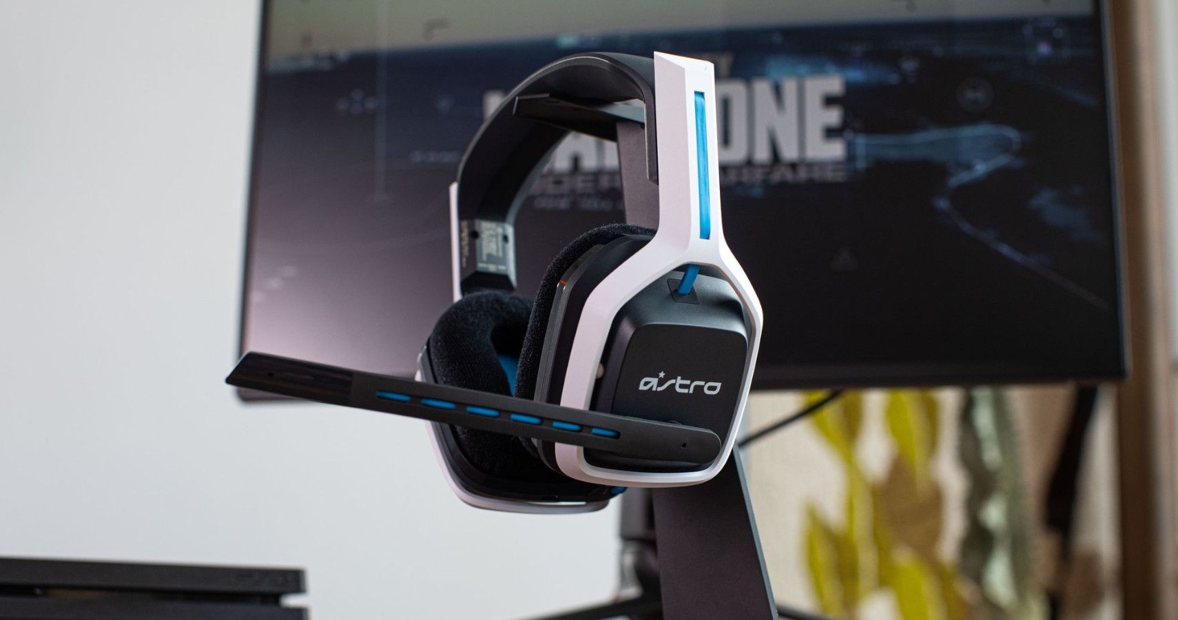 Astro A20 Wireless Headset Only - Black/Blue - Used PS4/PC Version