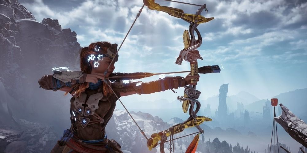 Aloy holding bow in Horizon Zero Dawn