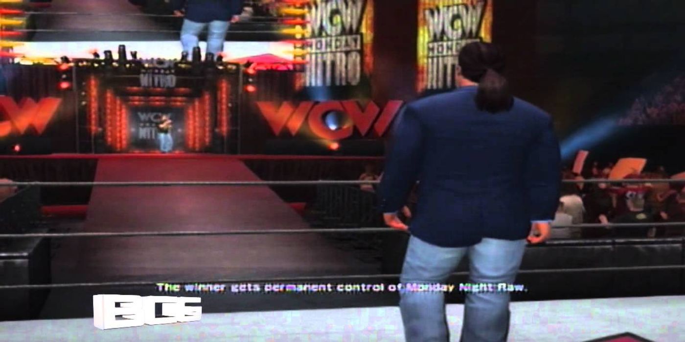 Triple H (distance) confronts Kevin Nash in the hero story of WWE 12