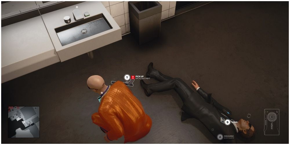 Hitman 3 Gaucho Antiquity Level Three Knocking Out The Bodyguard In The Bathroom