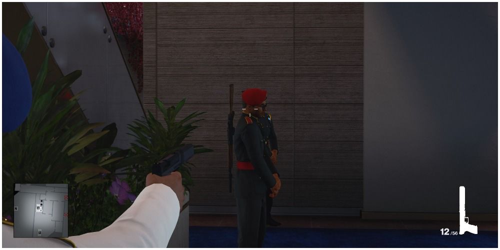 Hitman 3 Killing Two Guards With A Silenced Pistol In Dubai