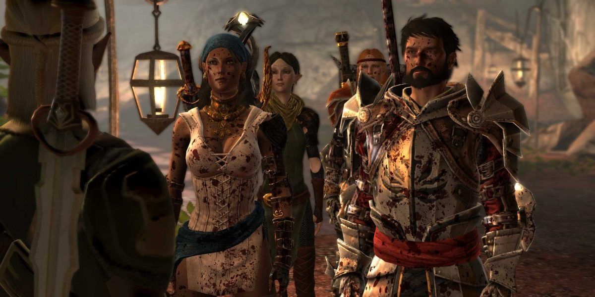 Isabela and Hawke covered in blood
