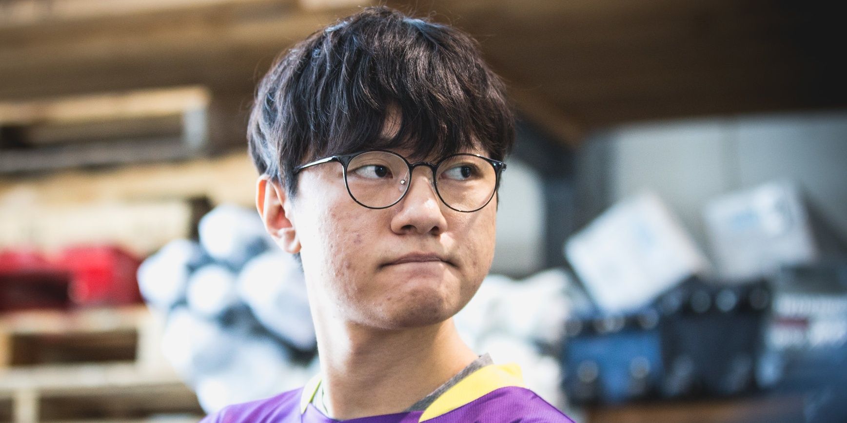 MadLife posing for photoshoot during Gold Coin United LCS promotions tournament