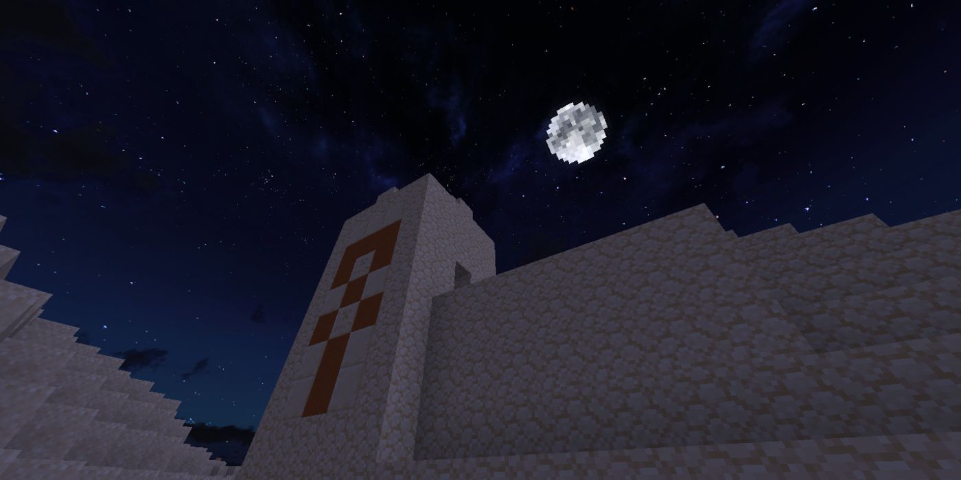 Minecraft full moon over desert temple