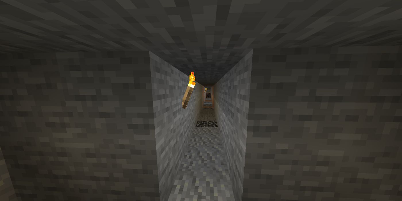 Minecraft long underground tunnel