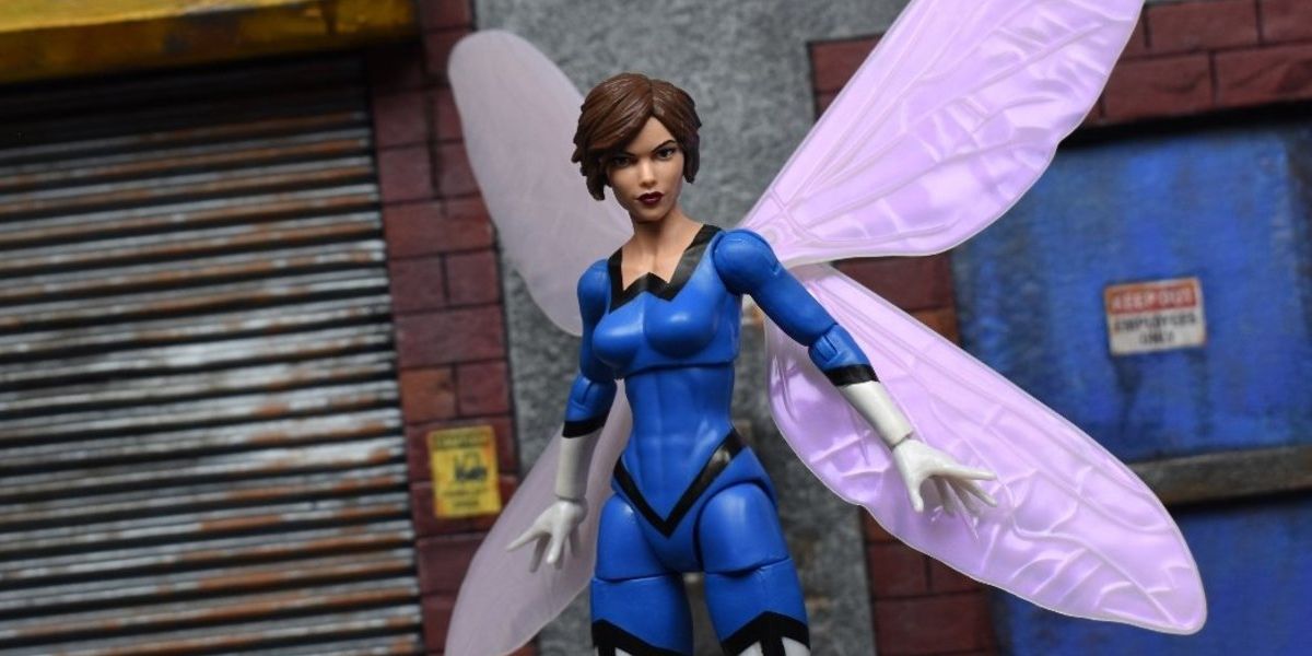 Blue Wasp Marvel alternate outfit figure