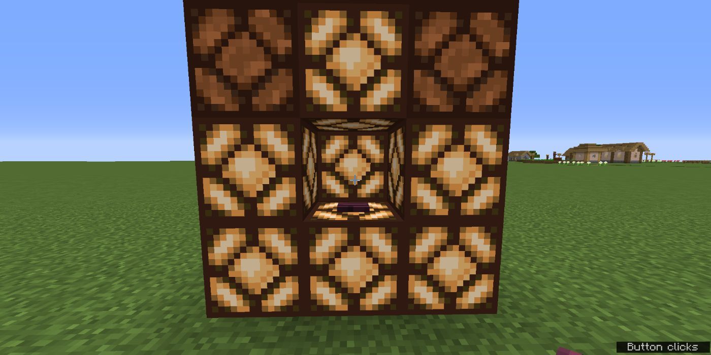 Minecraft Button Powering Redstone Lamps