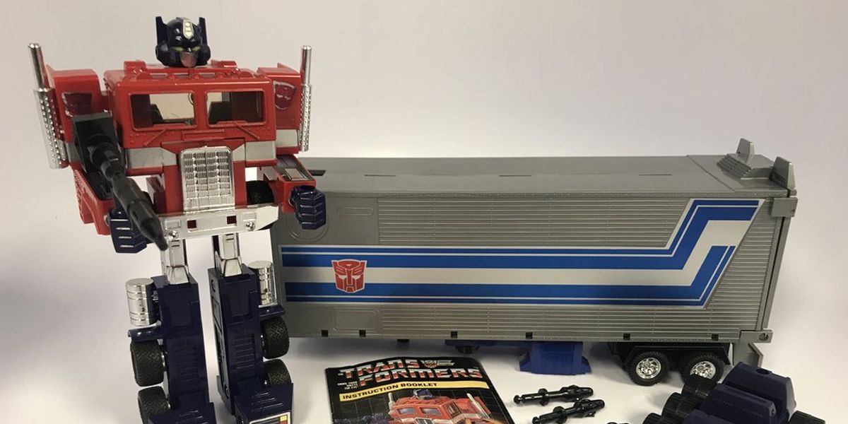 Original 80s Optimus Prime transformers action figure set
