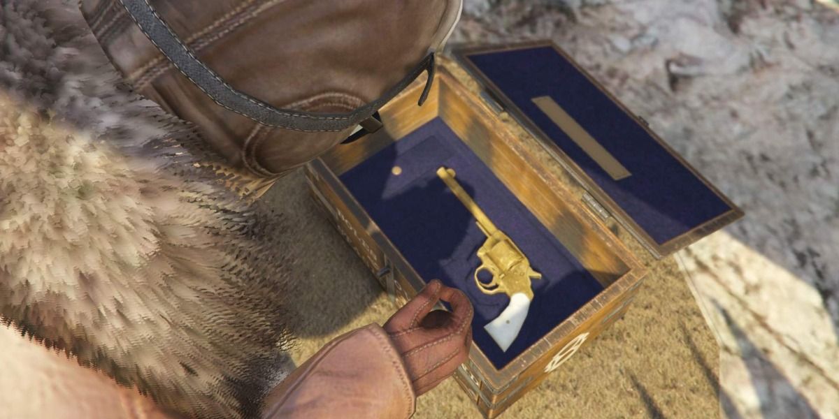 golden double-action revolver gta online